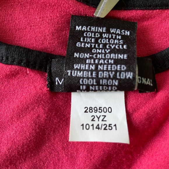 Victorias Secret pink and black loose fit comfortable tank top - Picture 7 of 12